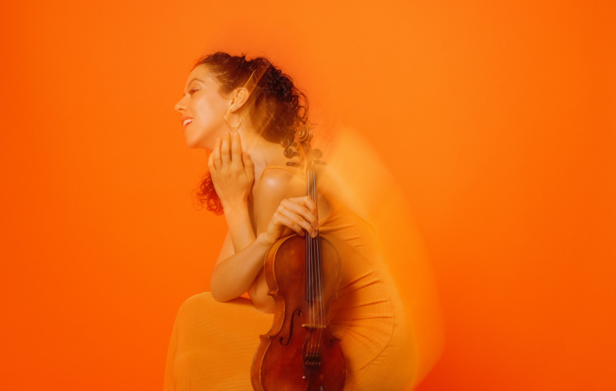 Lily-Henley-Press-Pic5-photocred-Ally-Schmaling