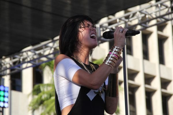 Phantogram ALT 98.7