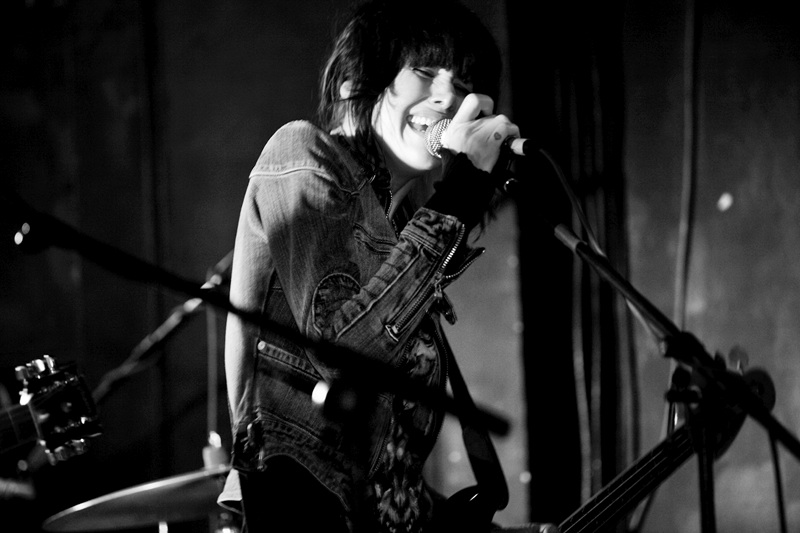 We_Fell_to_Earth_2009