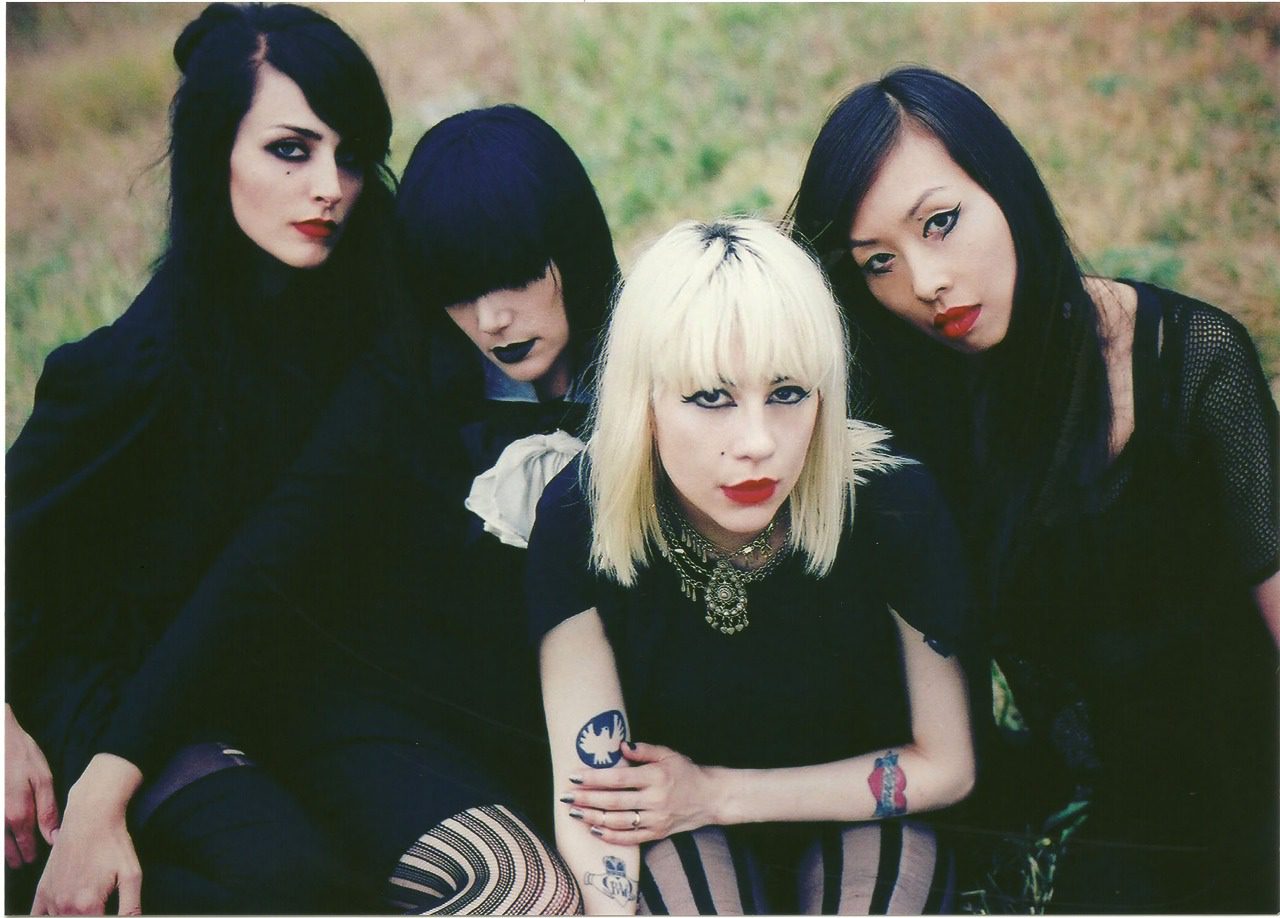 Dum Dum Girls