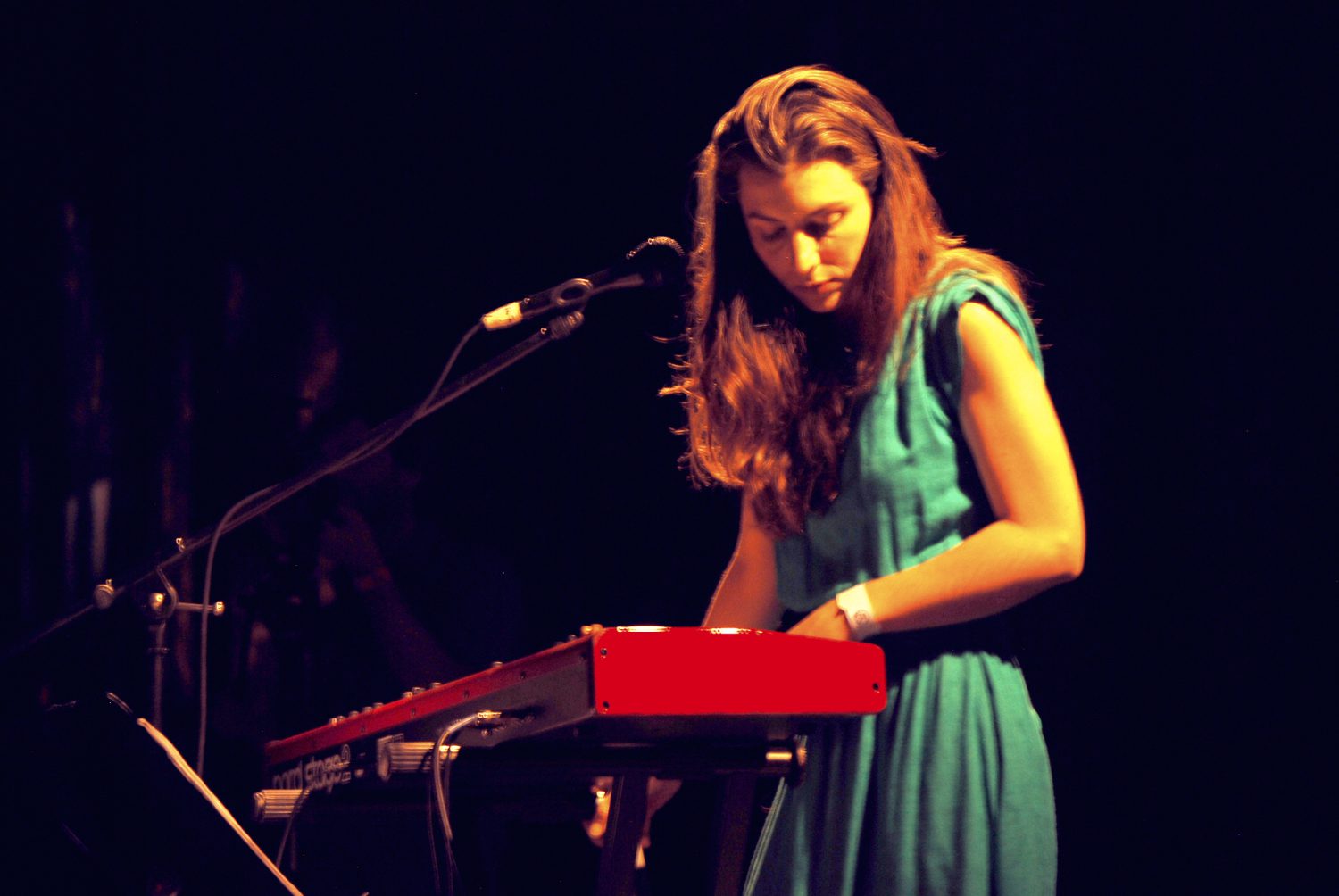 Julia Holter Basilica